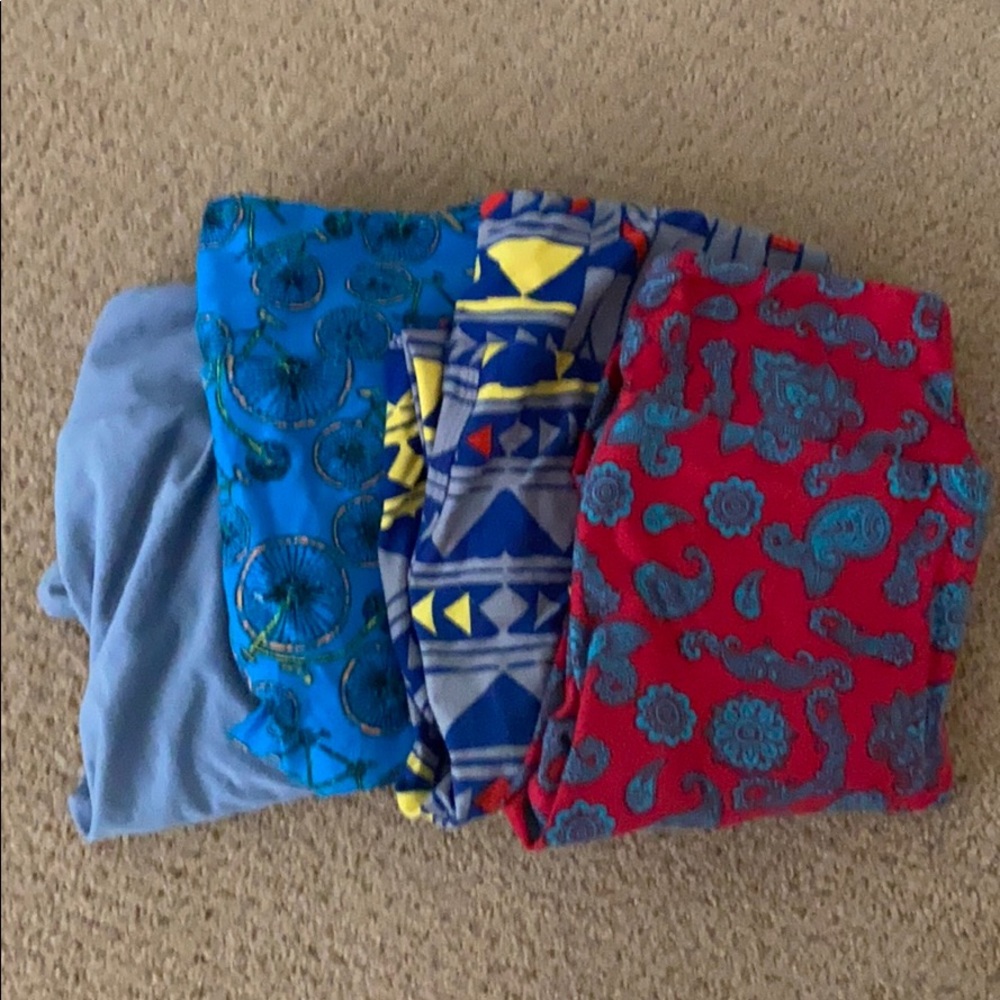 Sold!! Set of 4 pair one size leggings - Picture 1 of 3